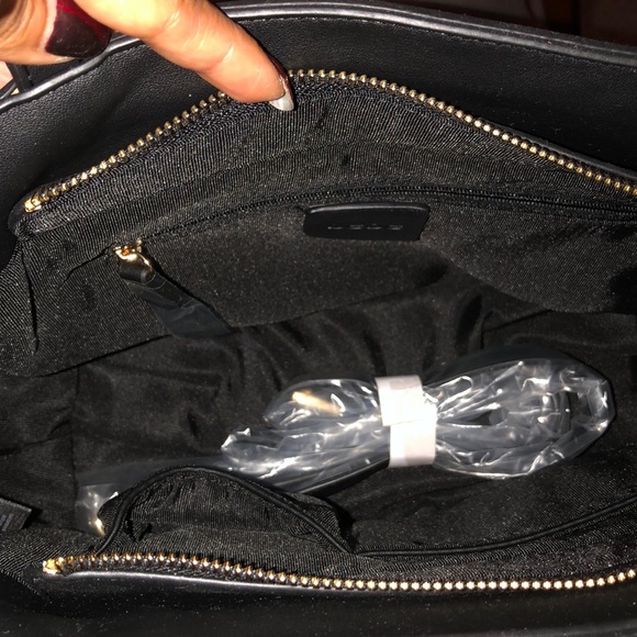 Basket weave tote by bebe - Picture 4 of 9